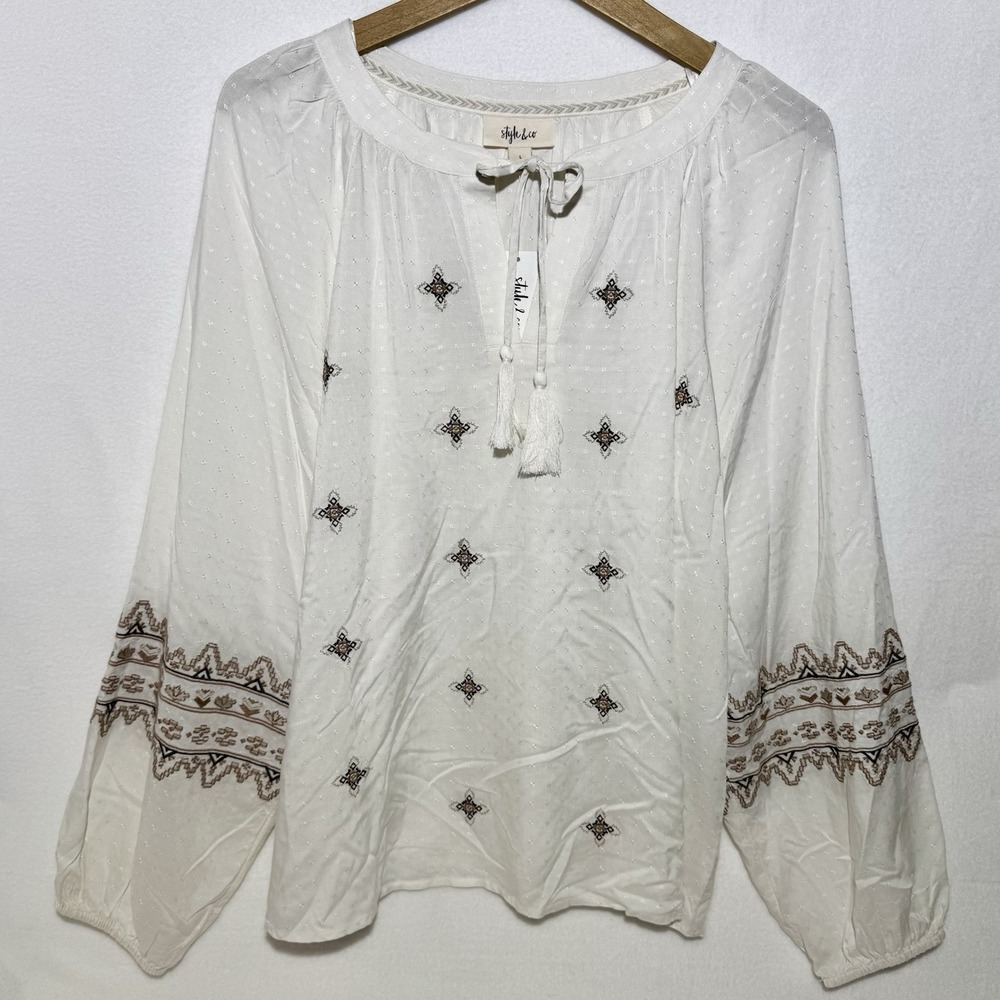 Style & Co Women's Large White Medallion Embroidered Blouse NWT Boho Artsy Flowy